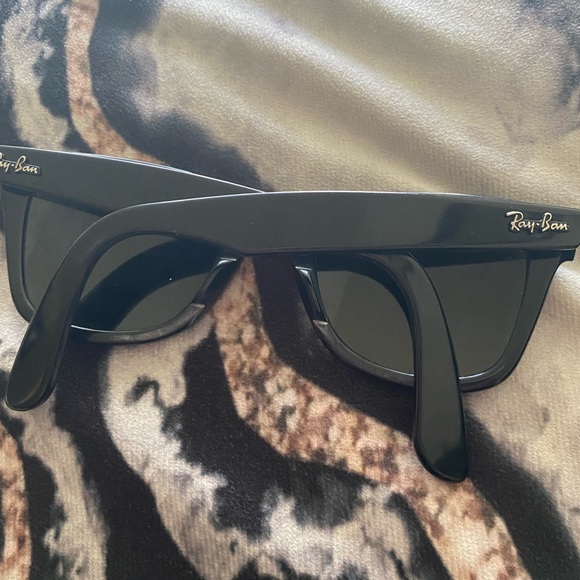 COPY - Rayban Wayfarer RB2140 - Picture 4 of 7